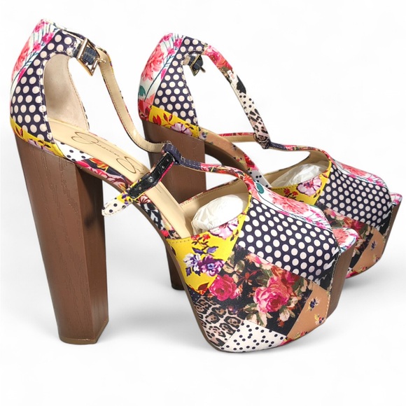 Jessica Simpson Platform Heels - Picture 2 of 5